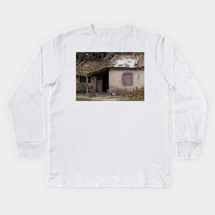 Everyday Life In Las Flores - 2 © Kids Long Sleeve T-Shirt